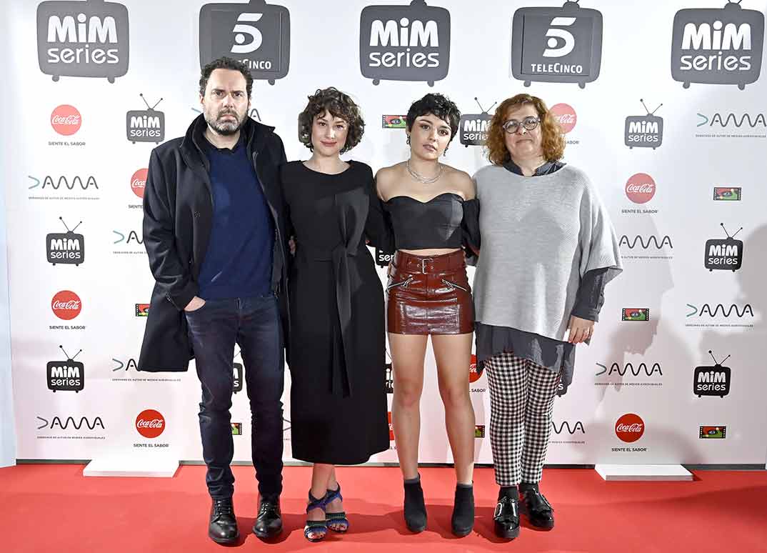 Aitor Gabilondo, Aída Folch, Carla Díaz y Arantxa Écija - Madres - Mediaset