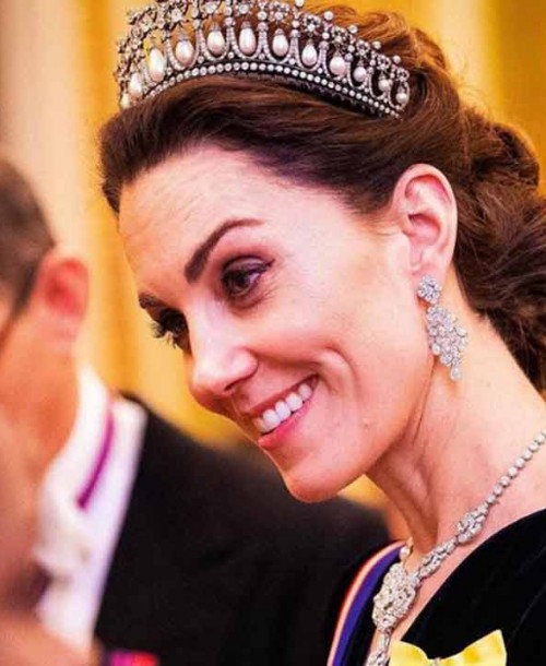 Kate Middleton rinde homenaje a Lady Di