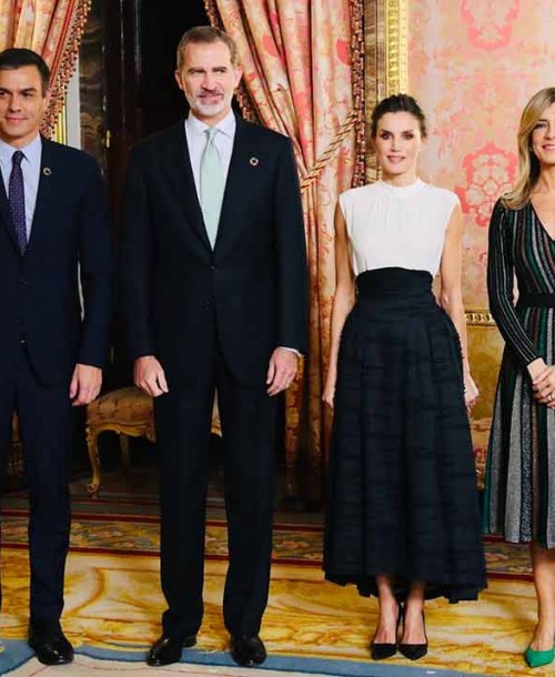 La reina Letizia apuesta por la moda sostenible