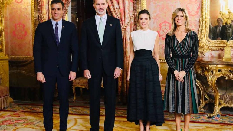 La reina Letizia apuesta por la moda sostenible