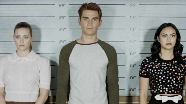 «Riverdale» – Temporada 4 Capítulo 10: Varsity Blues regresa esta noche