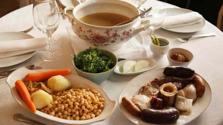 Taberna Pedraza donde disfrutar de uno de los mejores cocidos de Madrid