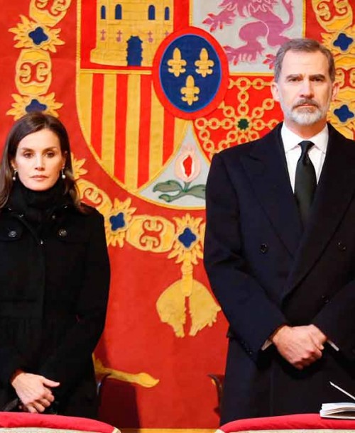Los Reyes asisten al funeral de la Infanta doña Pilar