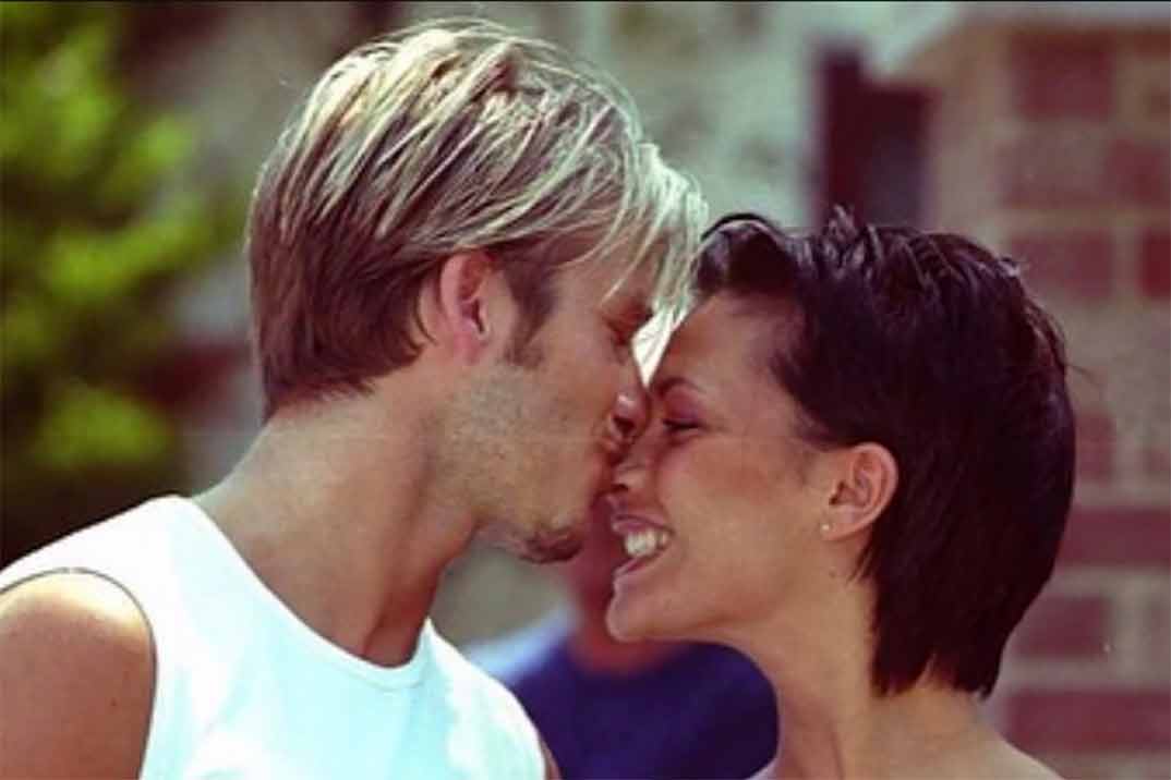 David Beckham cuenta cómo fue su primer beso con Victoria Beckham