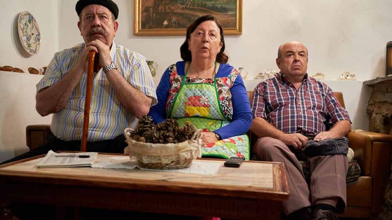 El pueblo - Capítulo 7 © Mediaset