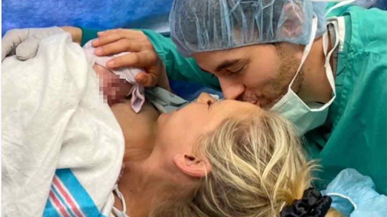 Enrique Iglesias y Anna Kournikova celebran el primer añito de la pequeña Mary