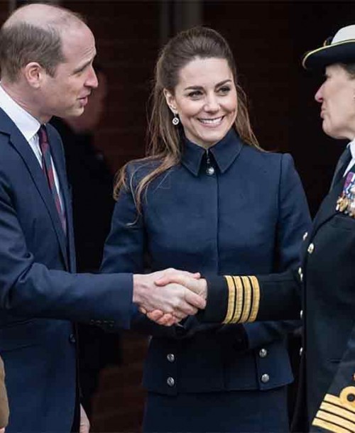 Kate Middleton desafía al frío con un perfecto estilismo de Alexander McQueen