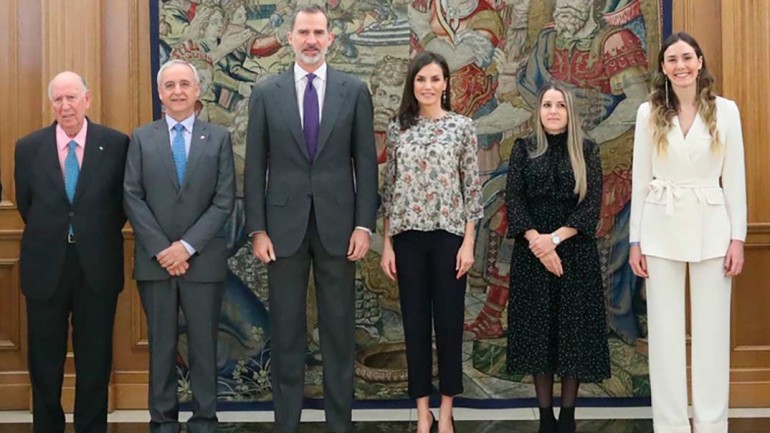 Reyes Felipe y Letizia - Audiencia representantes de Aldeas Infantiles SOS en España © Casa S.M. El Rey