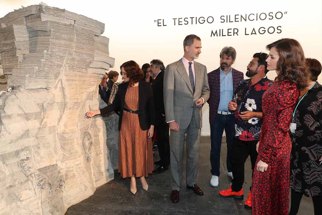 Reyes Felipe y Letizia - ARCO 2020 © Casa S.M. El Rey