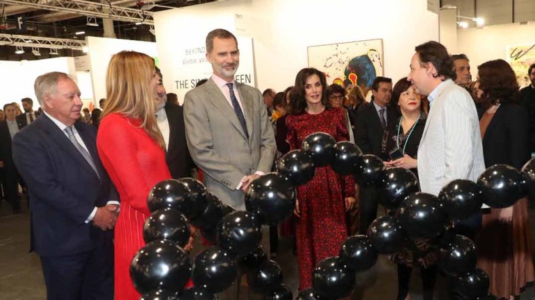 Reyes Felipe y Letizia - ARCO 2020 © Casa S.M. El Rey