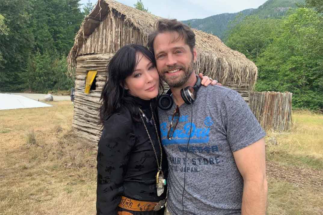 Shannen Doherty y Jason Priestley © Instagram