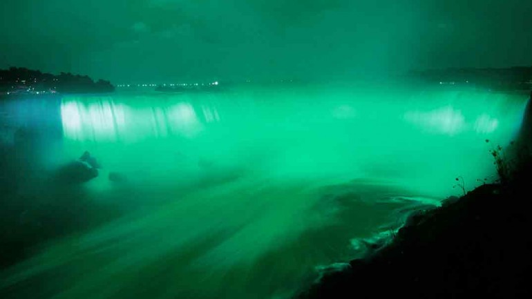 Monumentos de todo el mundo se teñirán de verde para homenajear a San Patricio
