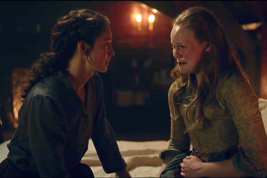 Outlander-5x04-claire-y-alicia