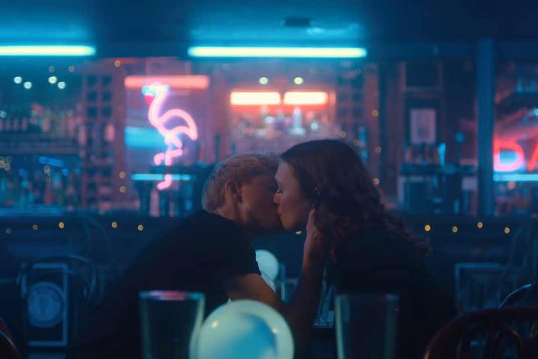 «Feel Good» Estreno de la nueva comedia de Netflix