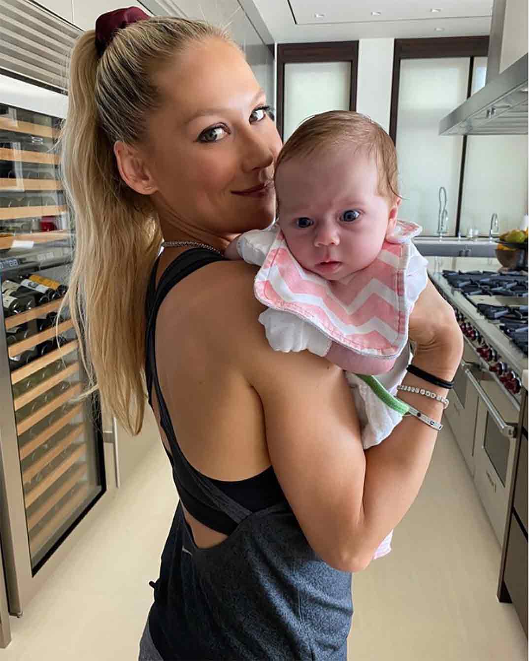 Anna Kournikova con su hija Masha © Instagram