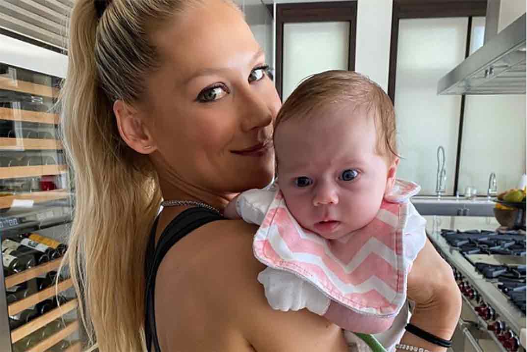 Anna Kournikova con su hija Masha © Instagram