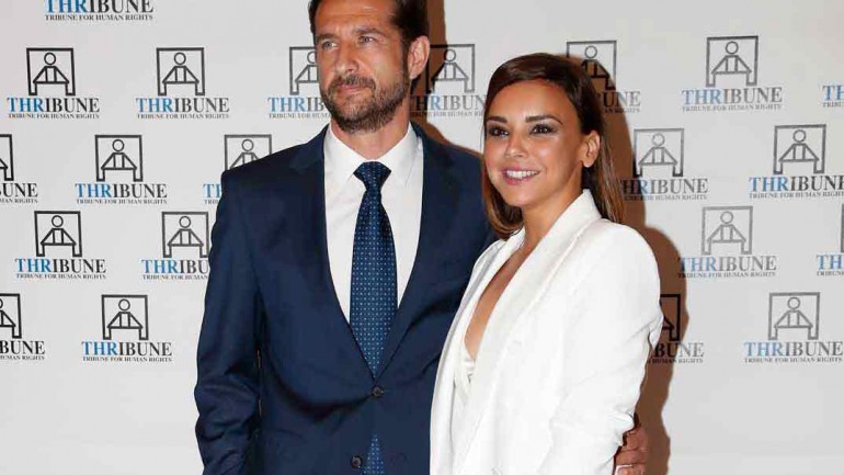 La boda de Chenoa y Miguel Sánchez Encinas «en pausa»