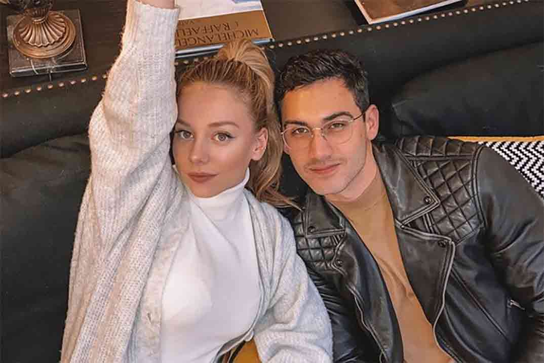 Ester Expósito y Alejandro Speitzer se «echan de menos»