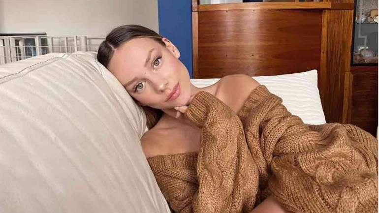 Ester Expósito triunfa de nuevo en redes con su primer desnudo
