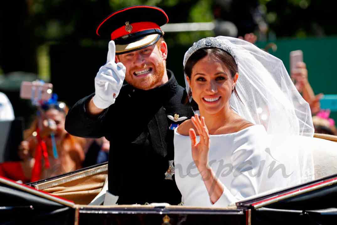 El príncipe Harry y Meghan Markle celebran su segundo aniversario de boda  lejos de la familia real británica 