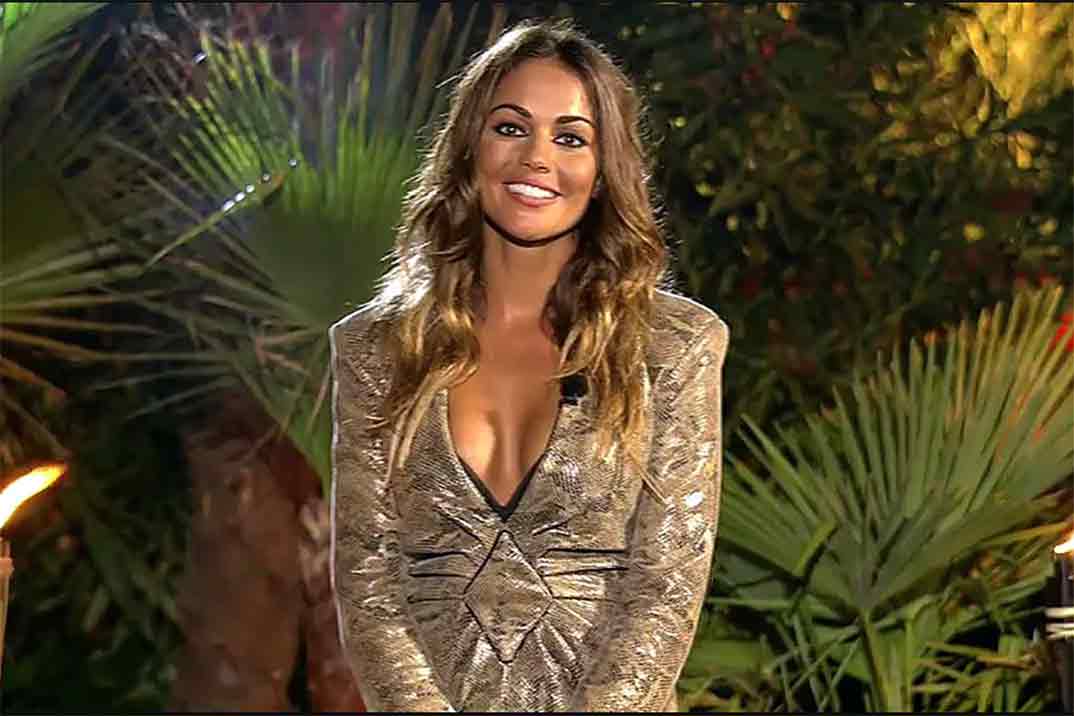 Lara Álvarez celebra su 34 cumpleaños… Los looks mas espectaculares en ‘Supervivientes 2020’