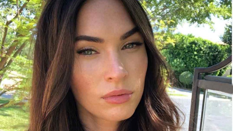 El apasionado beso de Megan Fox y ¿su nuevo novio?