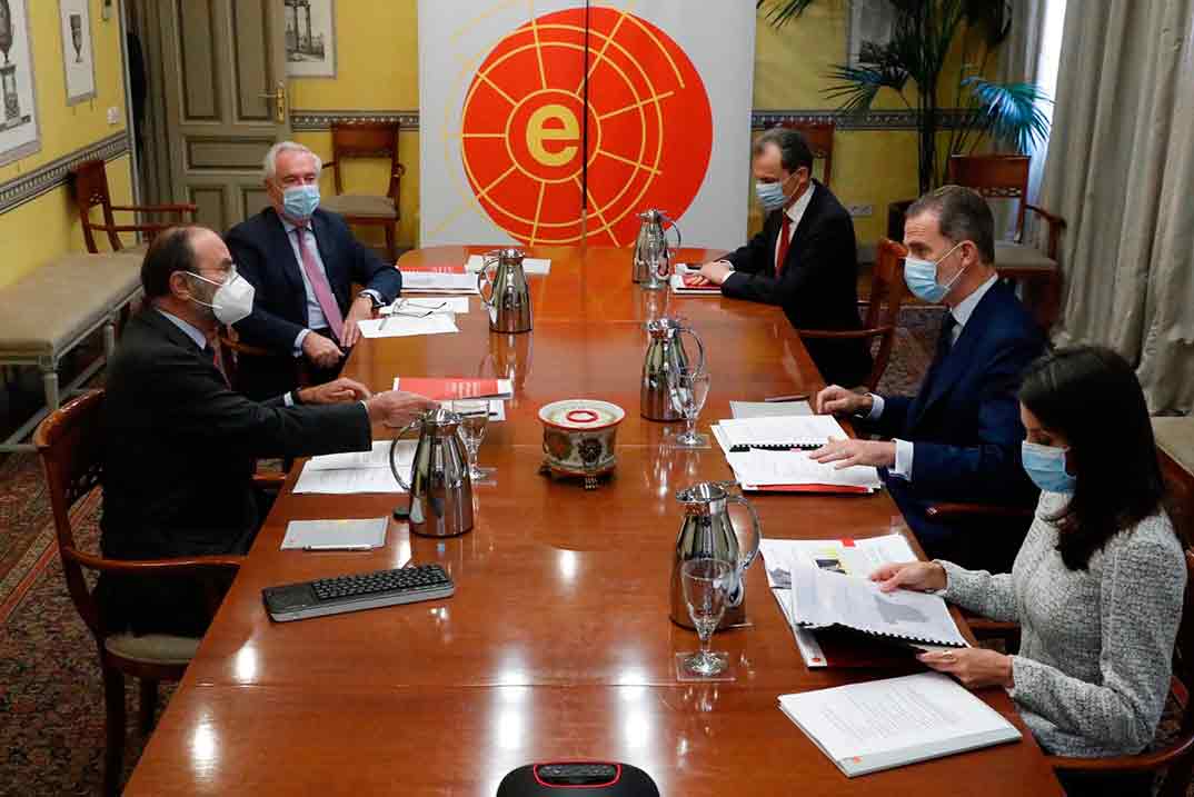 Reyes Felipe y Letizia - Real Instituto Elcano © Casa S.M. El Rey