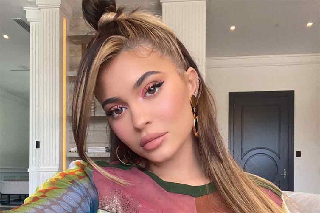 Forbes le quita el título de “milmillonaria” a Kylie Jenner