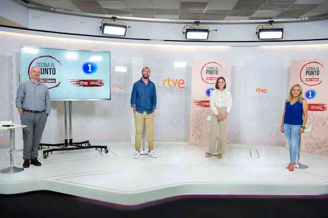 Javier Peña y Tamara Falcó - Cocina al punto con Peña y Tamara © RTVE