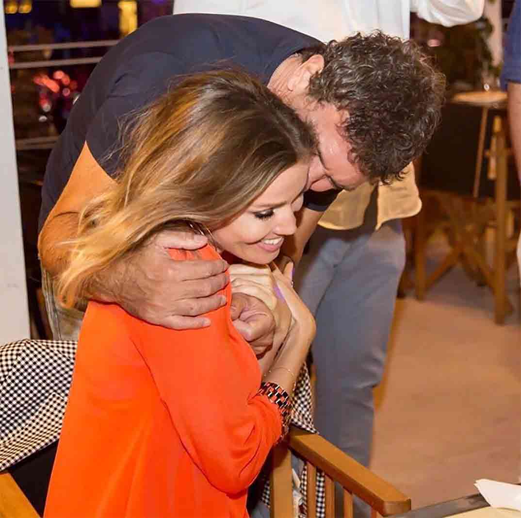 Antonio Banderas y Nicole Kimpel © Instagram