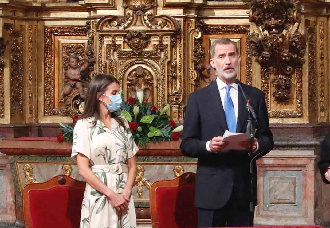 Reyes Felipe y Letizia -Santiago de Compostela © Casa S.M. El Rey