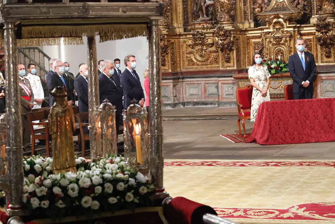 Reyes Felipe y Letizia -Santiago de Compostela © Casa S.M. El Rey