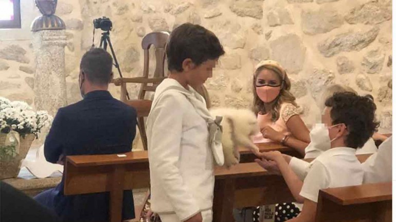 Así fue la Primera Comunión del hijo de Alba Carrillo y Fonsi Nieto