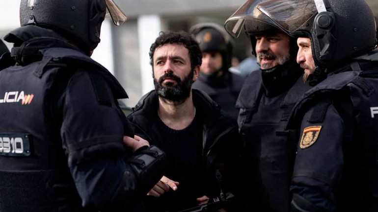 ‘Antidisturbios’ se verá completa y en primicia en San Sebastián