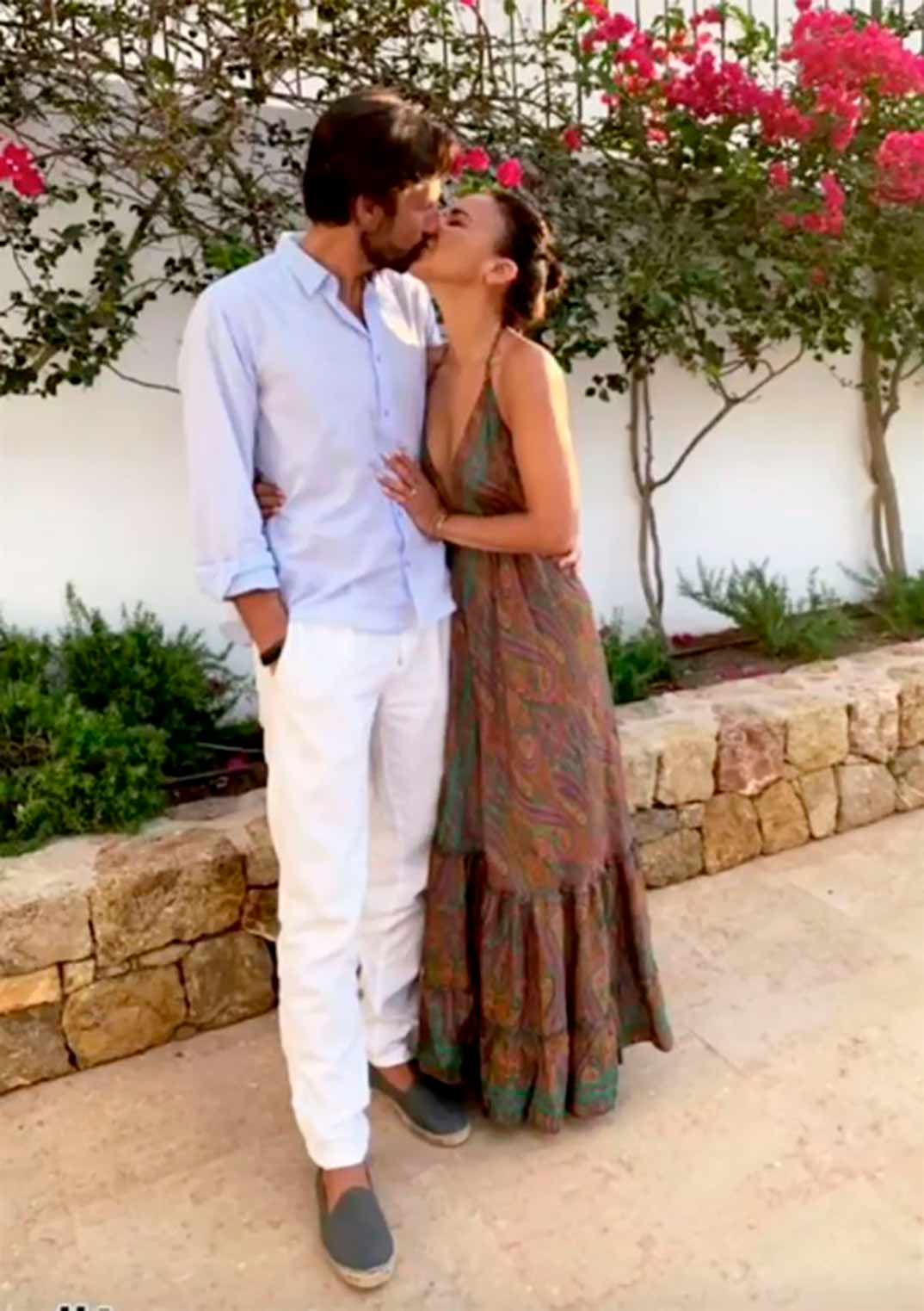 Chenoa con su novio Miguel Sánchez Encinas © Instagram