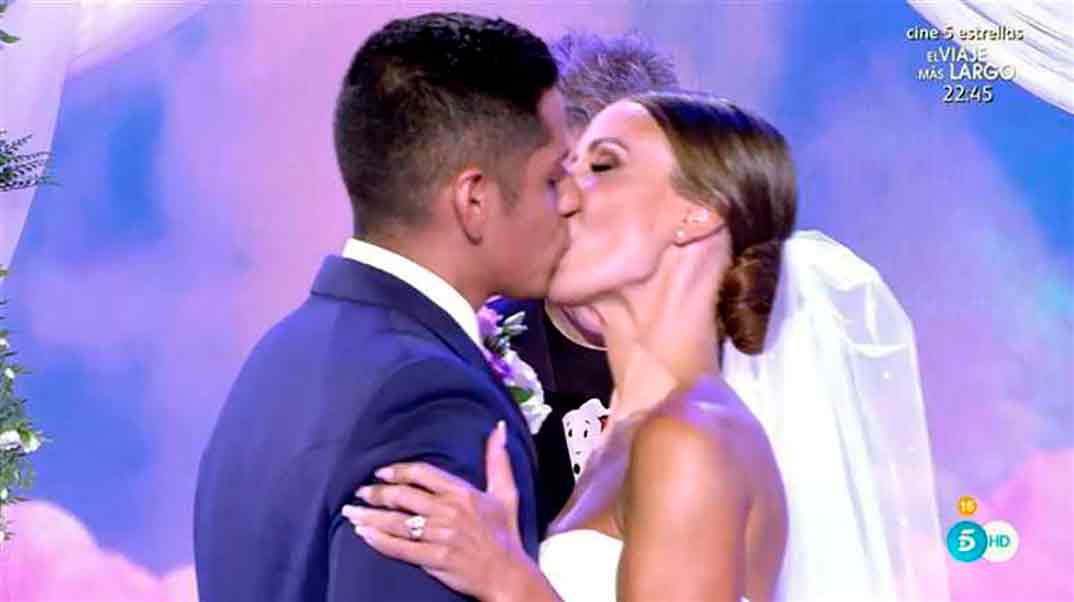 Fani y Christofer boda - Sálvame © Telecinco