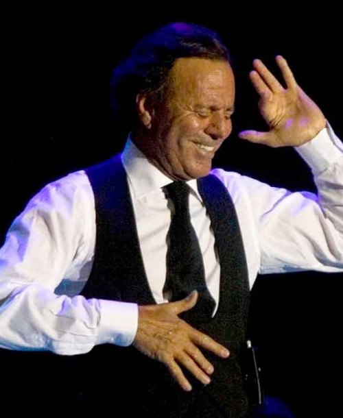 Julio Iglesias irreconocible en sus últimas imágenes