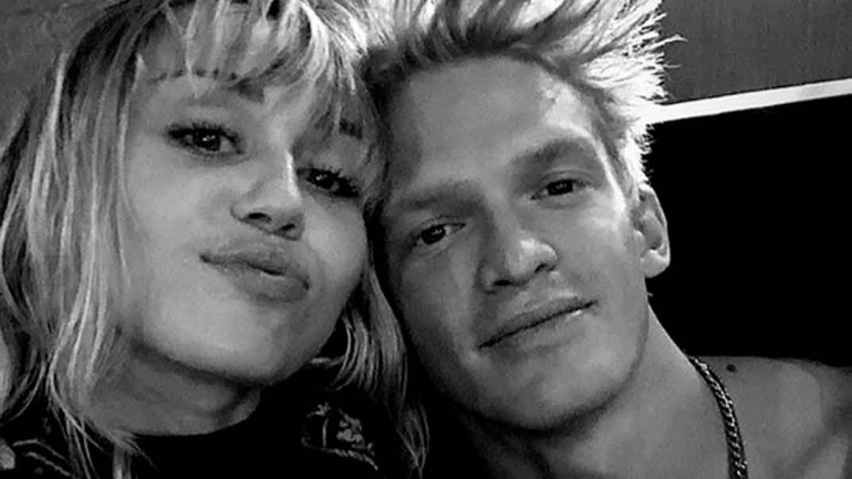 Miley Cyrus y Cody Simpson han roto diez meses después de comenzar su relación