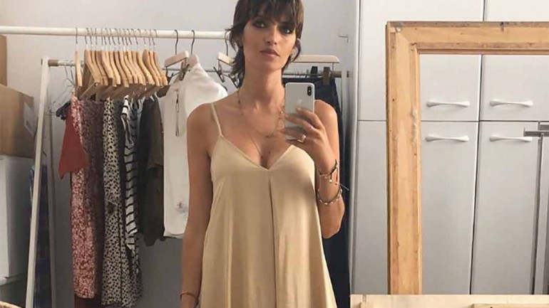 El look ideal de Sara Carbonero para su regreso a la oficina
