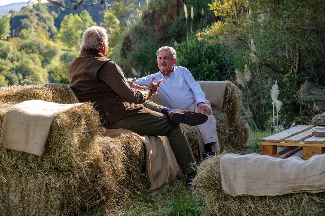 Bertín Osborne y Miguel Ángel Revilla - Mi casa es la tuya © Mediaset