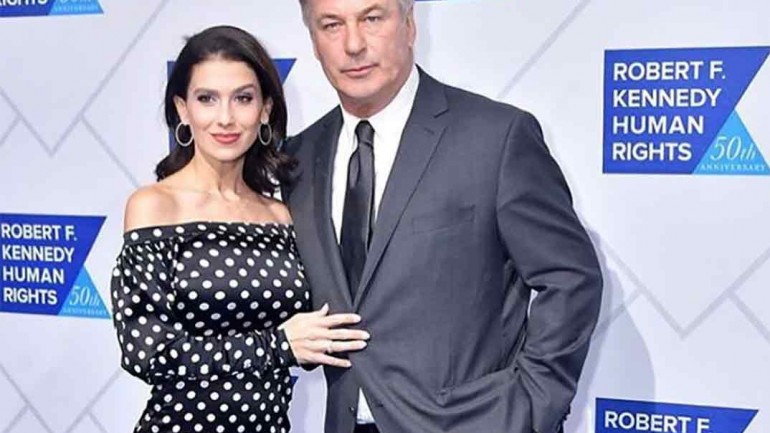 Alec Baldwin y su mujer Hilaria, padres por quinta vez
