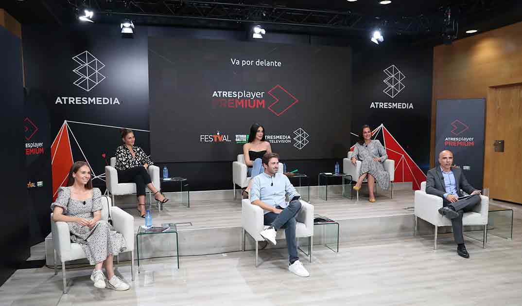 Jedet, Ana Milán, Andrea Duro , Paula Usero además de Jose Antonio Antón y Emilio Sánchez - Atresplayer PREMIUM © FesTVal