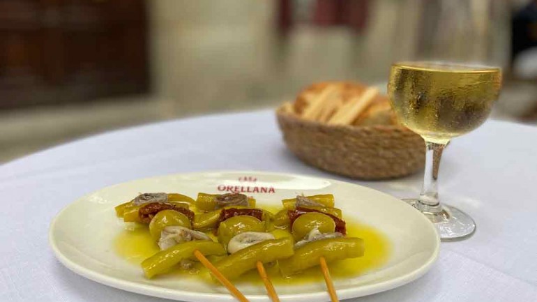 casa-orellana-portada