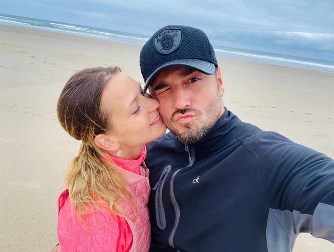 David Bustamante con su novia Yana Olina © Instagram