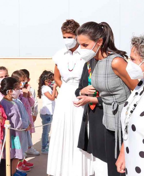 La reina Letizia inaugura el curso escolar mientras la princesa Leonor está en cuarentena