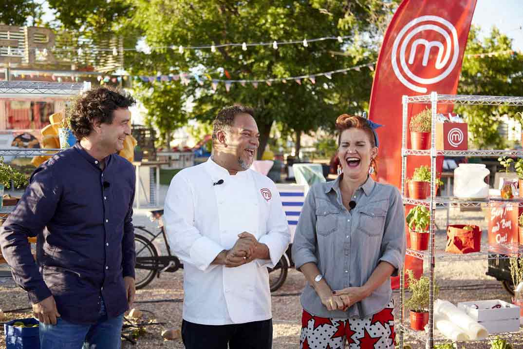 ‘MasterChef Celebrity’ viaja a los años 70 para preparar dos menús americanos take away