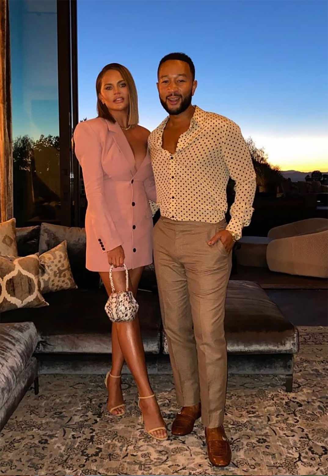 Chrissy Teigen y John Legend © Instagram