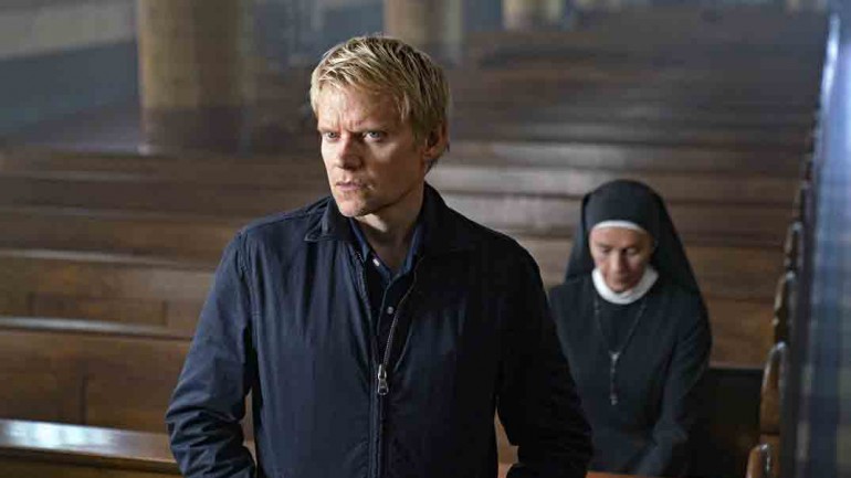 «Van der Valk» – Capítulo 2: Solo en Ámsterdam