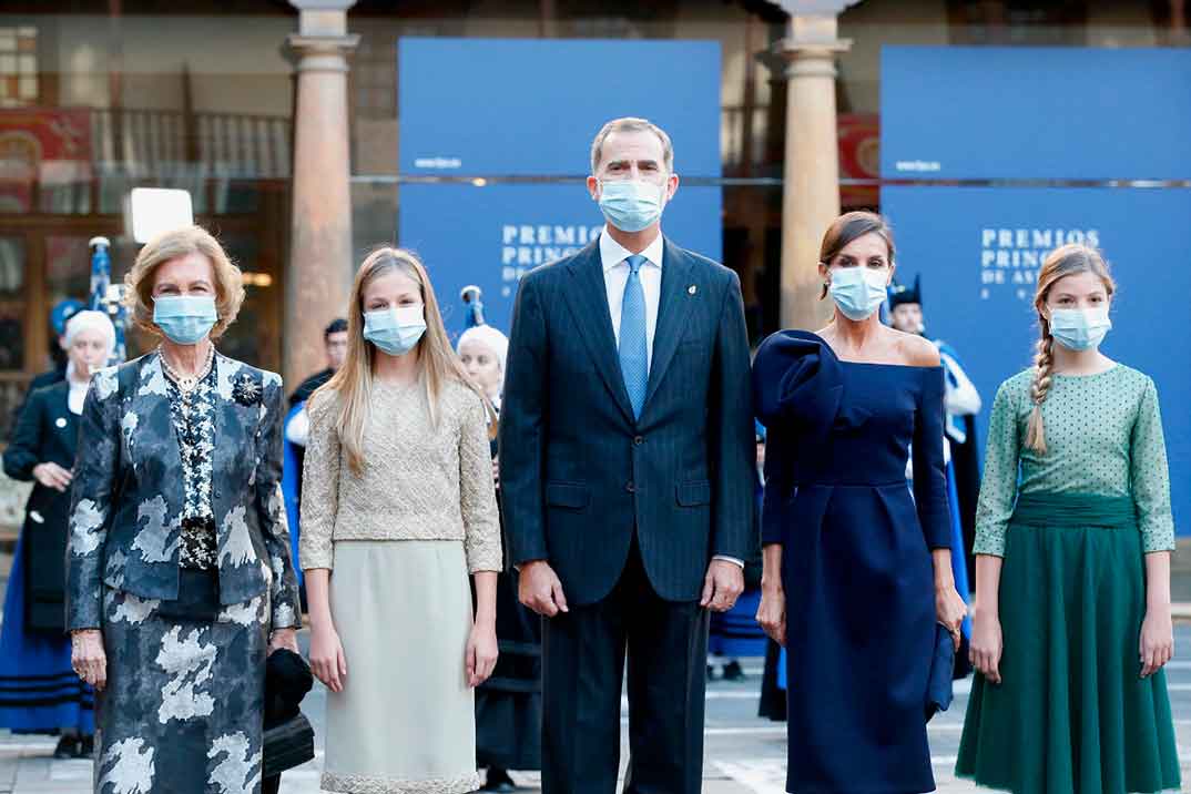 La elegancia de la reina Letizia y la sofisticación de la princesa Leonor y la infanta Sofía