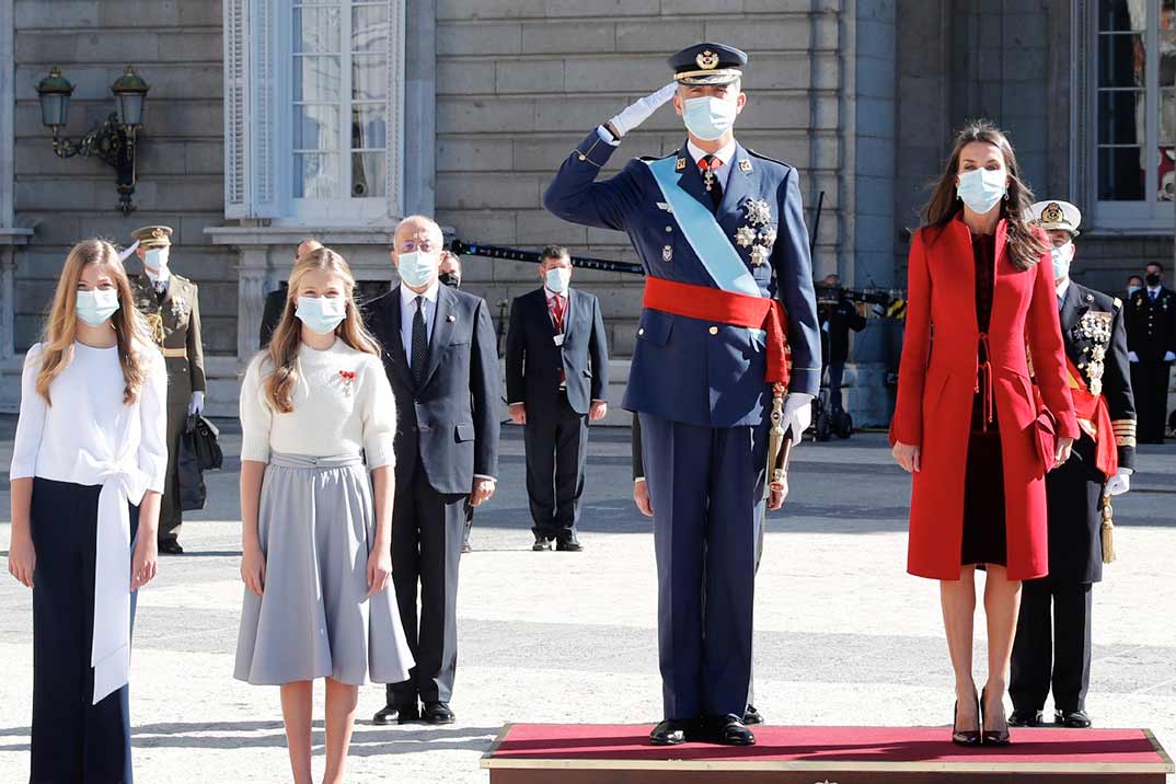 Reyes Felipe y Letizia, princesa Leonor e infanta Sofía - Día de la Fiesta Nacional © Casa S.M. El Rey